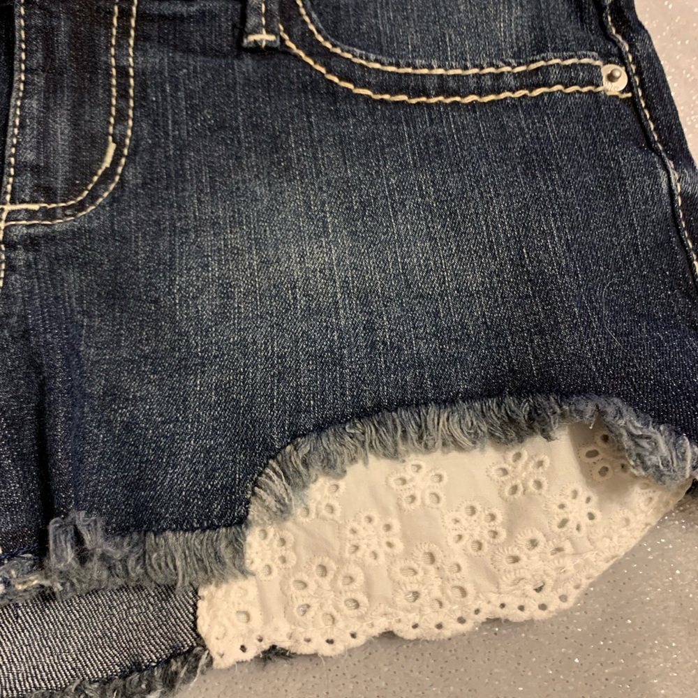 Jean Shorts for Juniors S: 5 - Picture 2 of 4